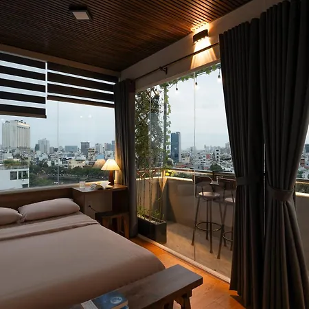 Majestic 2Br Apt Penthouse Skyline & River Views